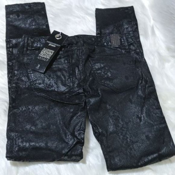 NWT Shiny Black Skinny Jeans - Picture 2 of 6